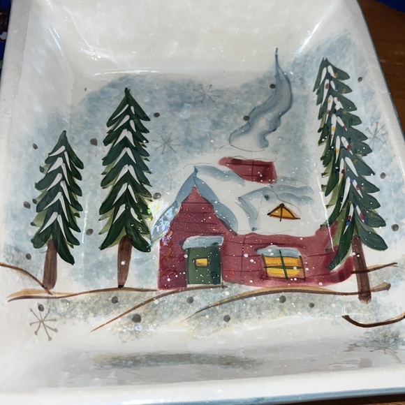 Royal Seasons dish winter scene 7” x 8” - Picture 2 of 5